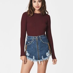 Carmar Franklin Beatrice Front Zip Skirt